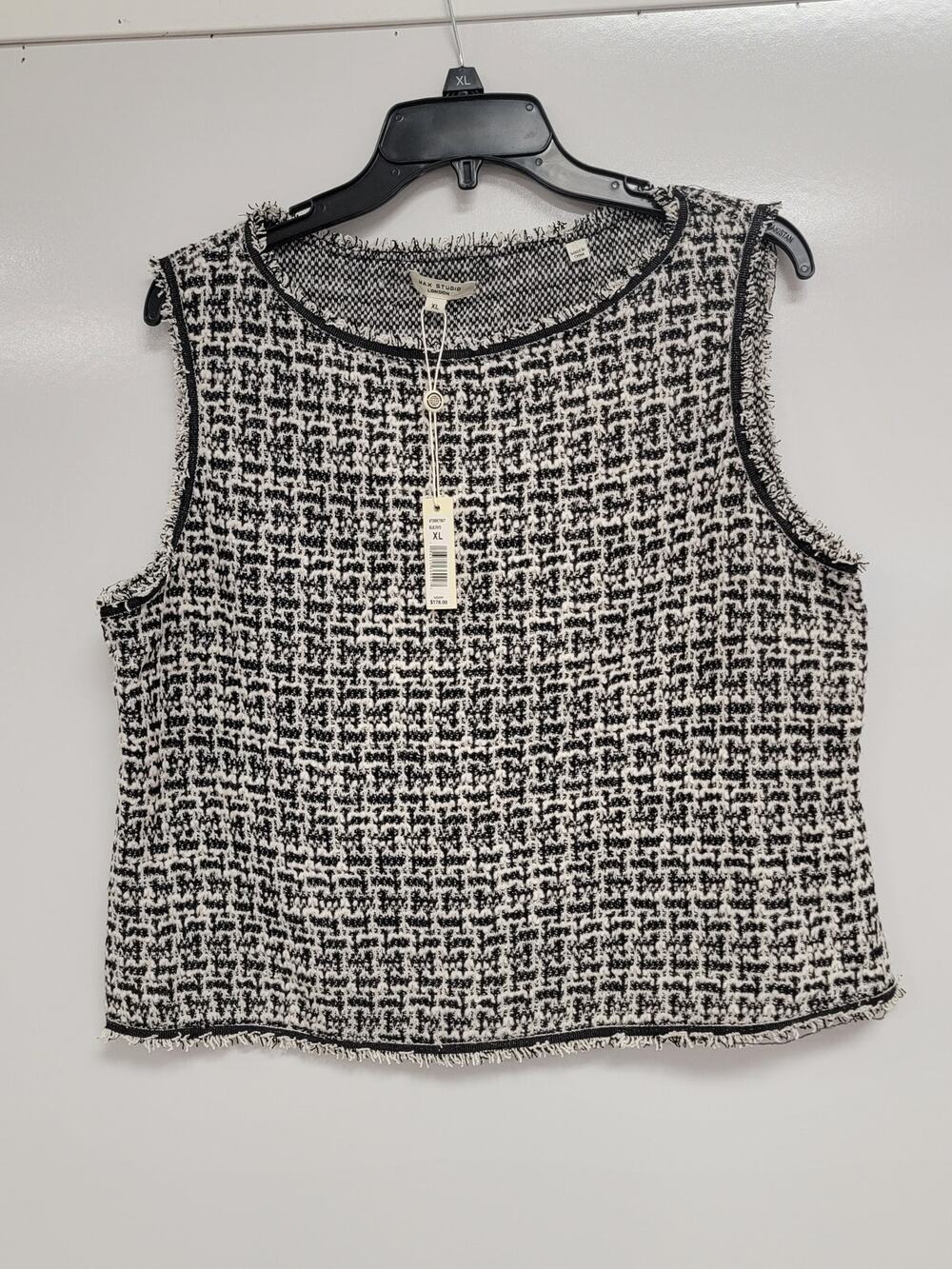 NWT MAX STUDIO Sleeveless Top Black/White Tweed Sz XL 0050